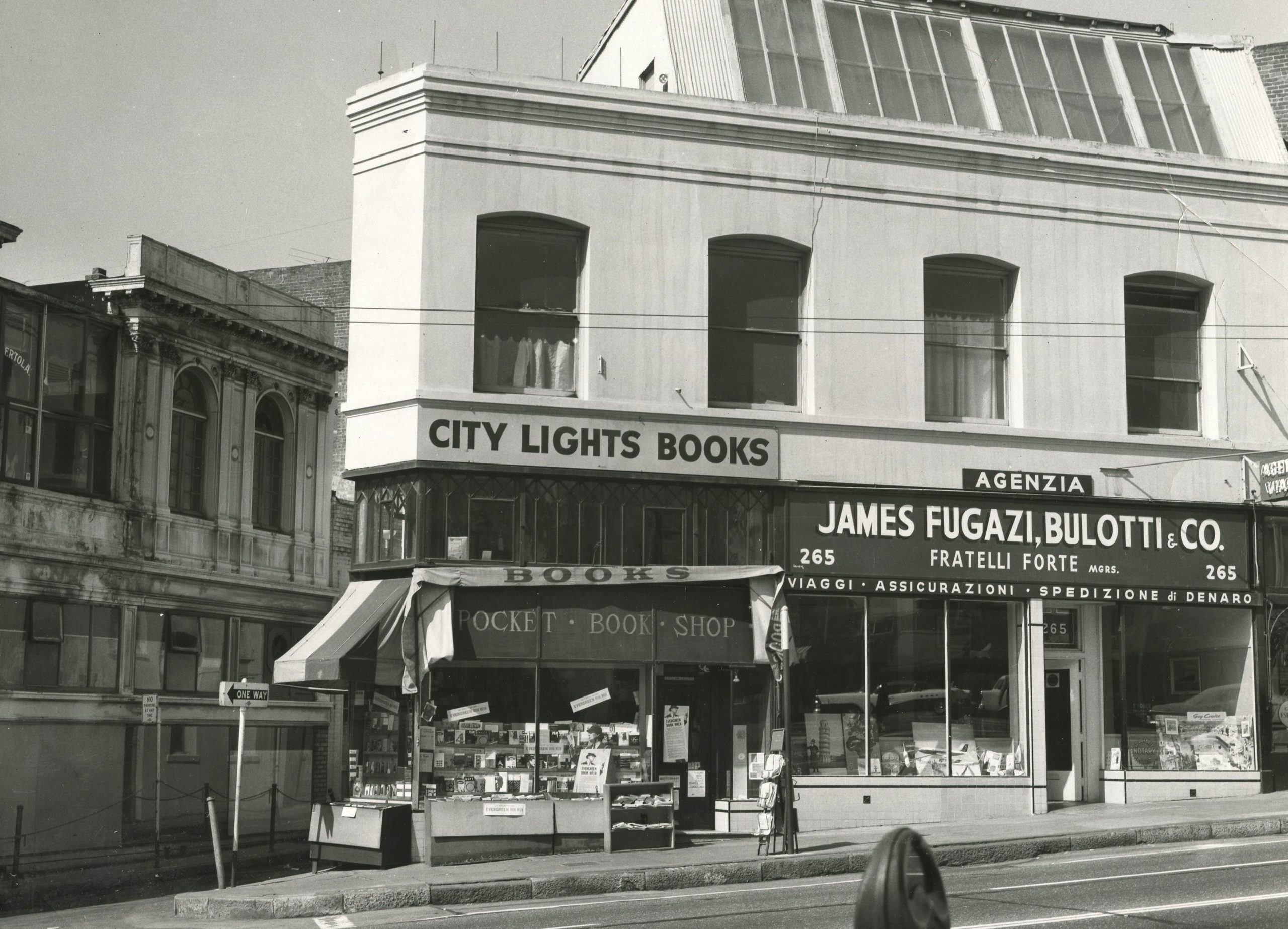 city lights bookstore San Francisco 
