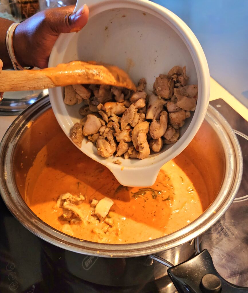 return the chicken into the sauce 