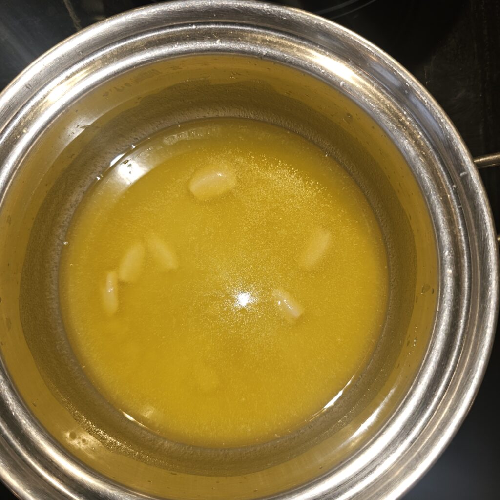 garlic-butter-over-low-heat